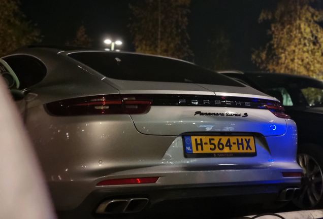Porsche 971 Panamera Turbo S E-Hybrid