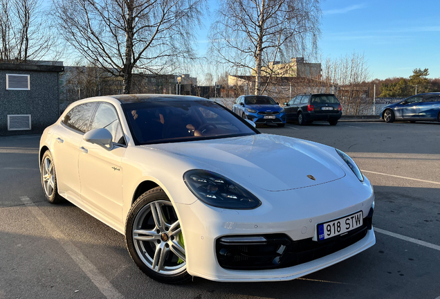 Porsche 971 Panamera Turbo S E-Hybrid Sport Turismo