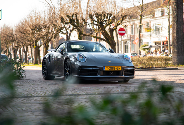 Porsche 992 Turbo S Cabriolet
