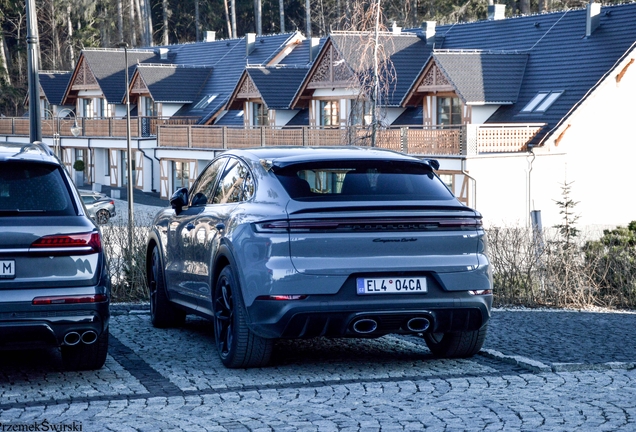 Porsche Cayenne Coupé Turbo E-Hybrid