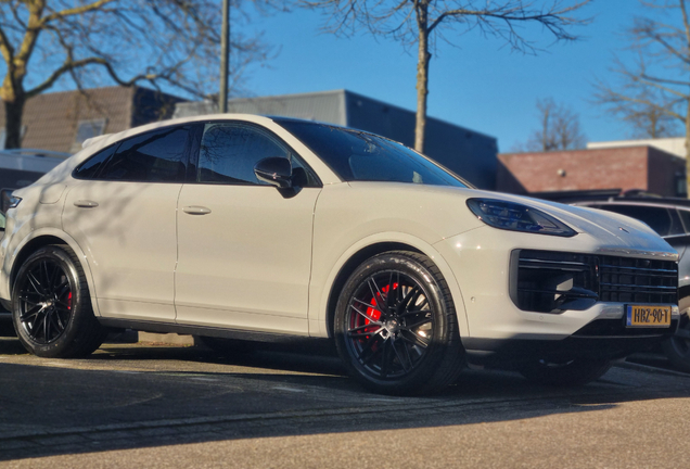 Porsche Cayenne Coupé Turbo E-Hybrid