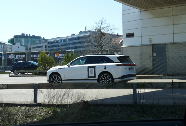 Xpeng G9