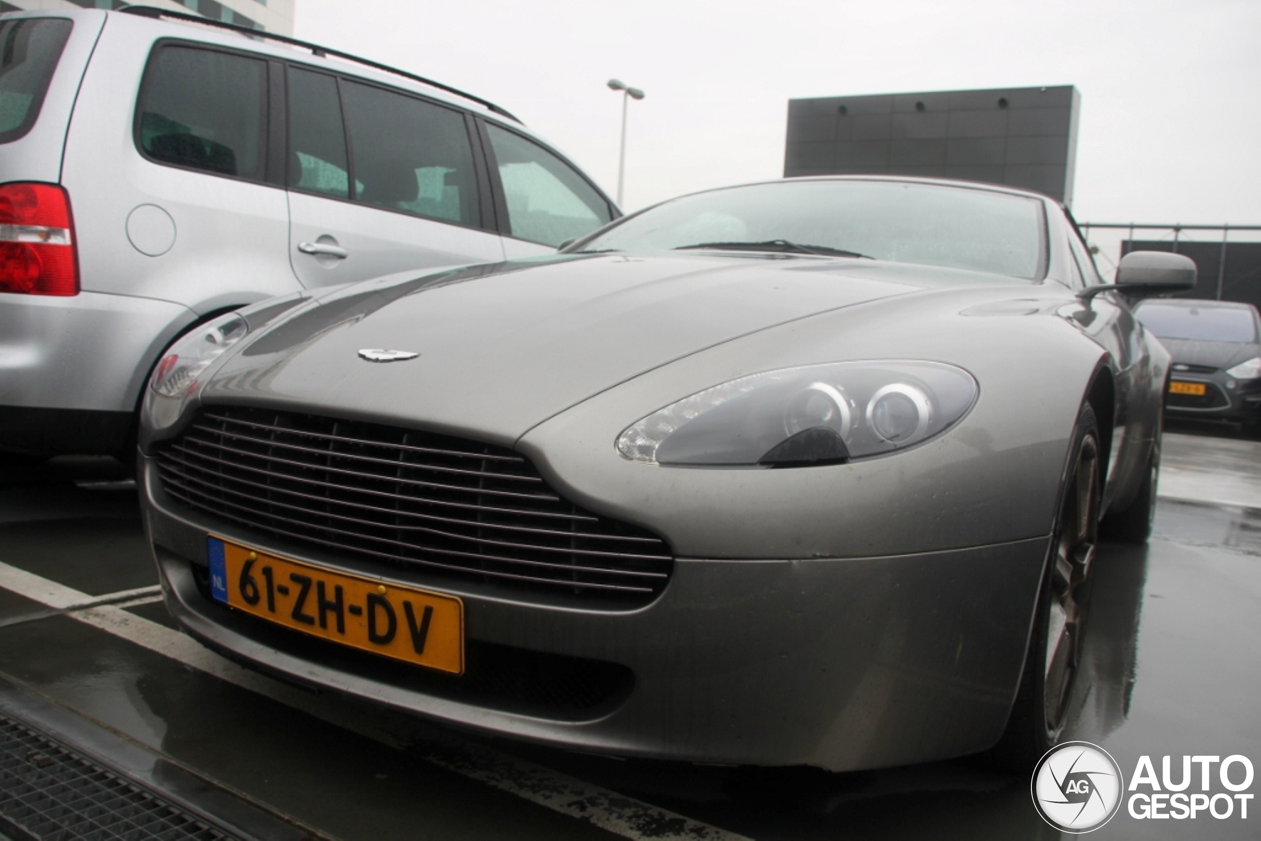 Aston Martin V8 Vantage Roadster