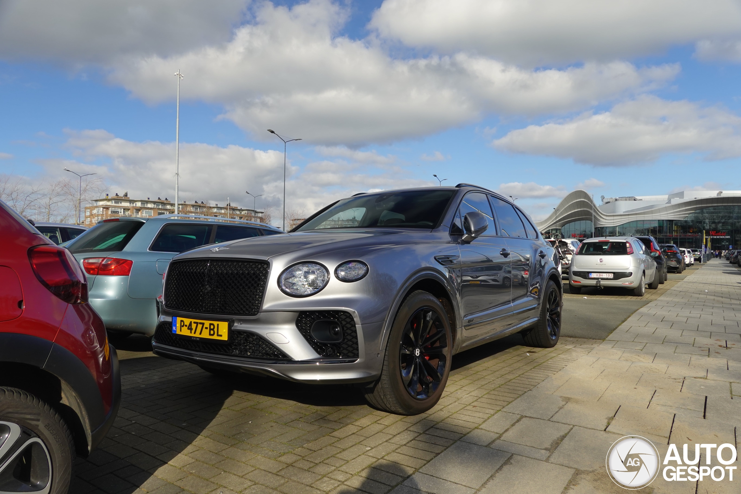 Bentley Bentayga Hybrid 2021