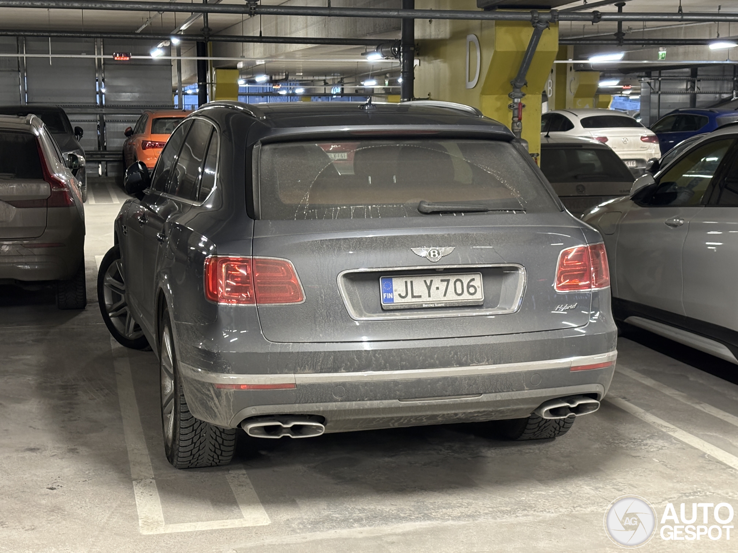 Bentley Bentayga Hybrid