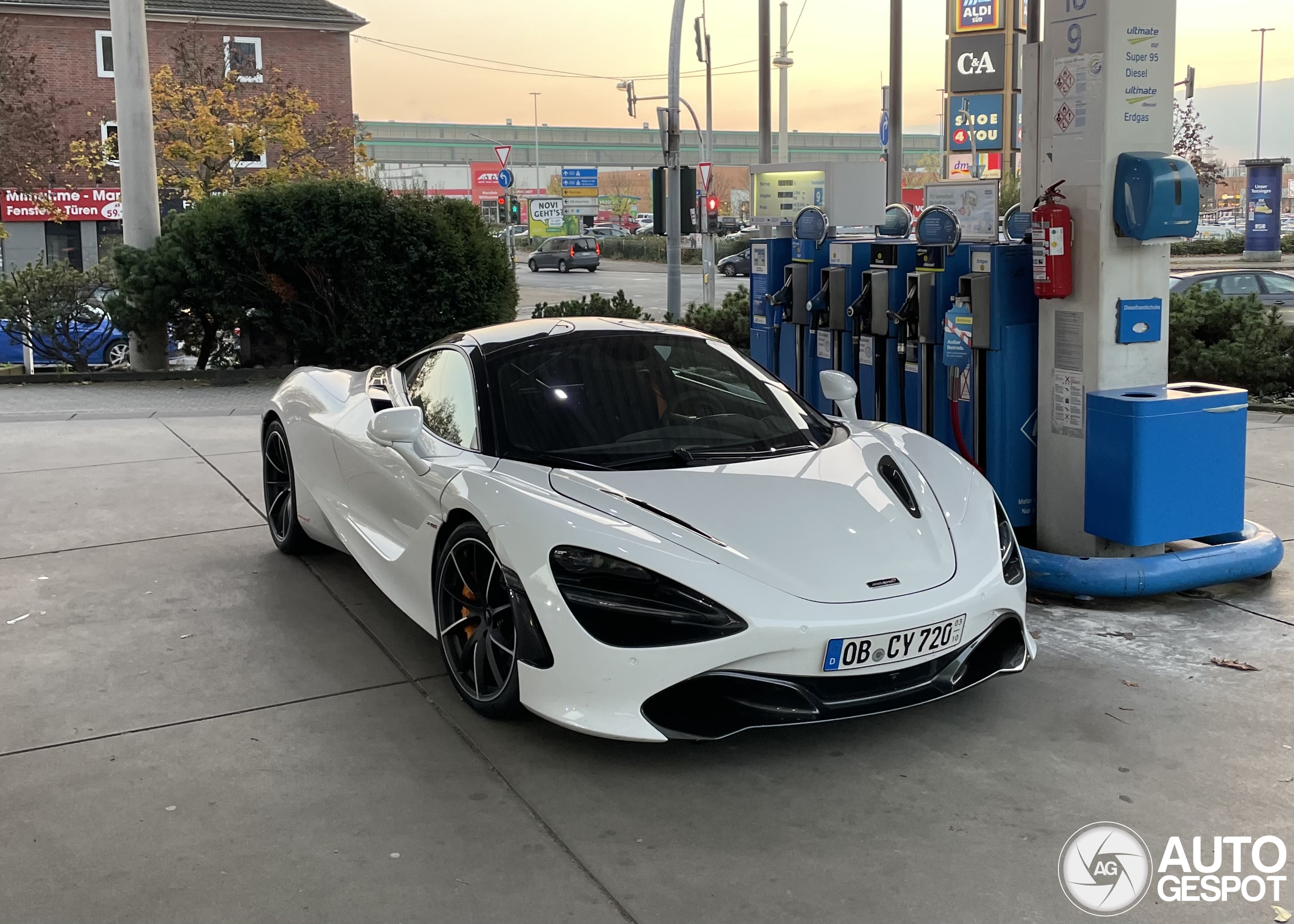McLaren 720S