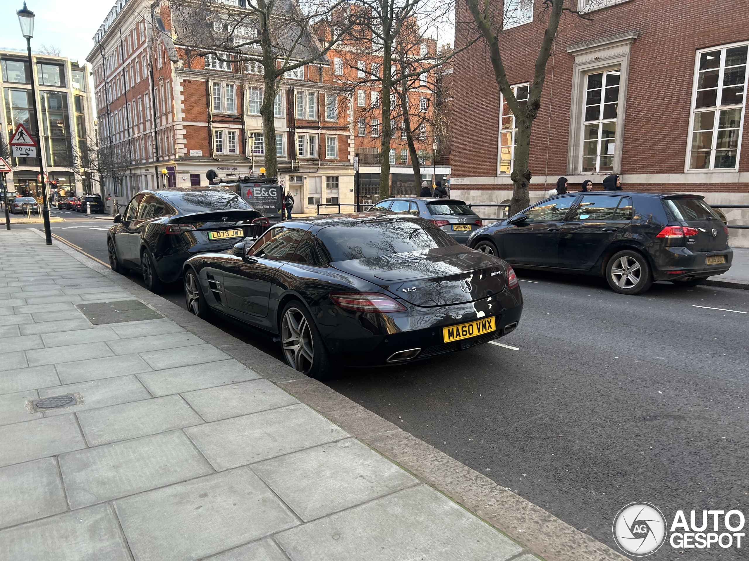 Mercedes-Benz SLS AMG