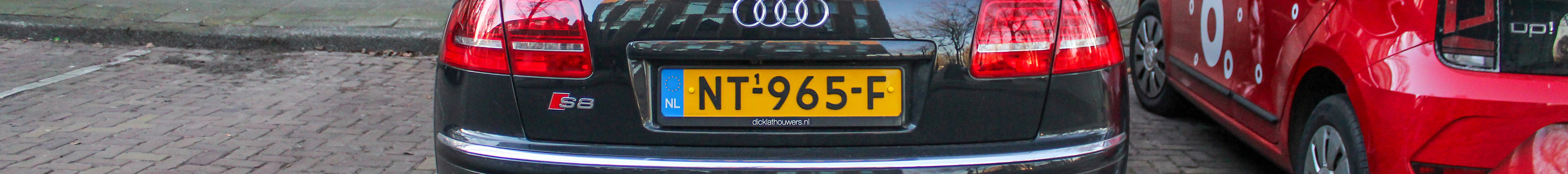 Audi S8 D3