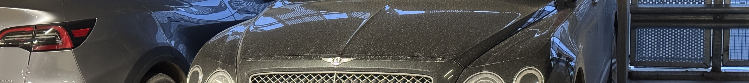 Bentley Bentayga Hybrid