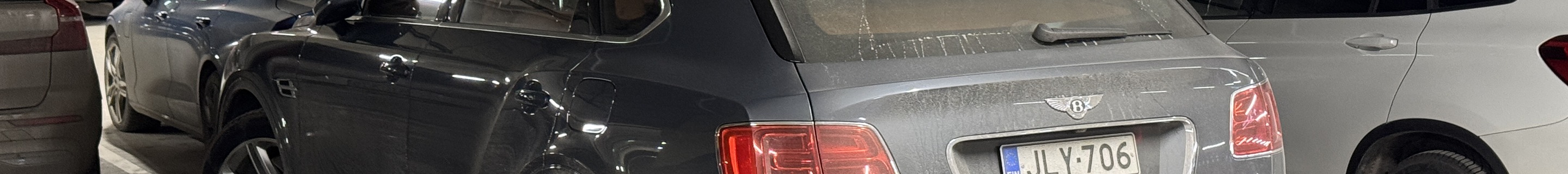 Bentley Bentayga Hybrid