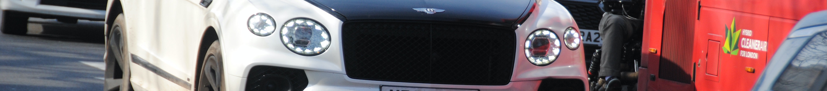 Bentley Bentayga V8 2021