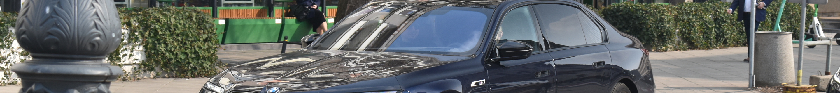 BMW M760e xDrive