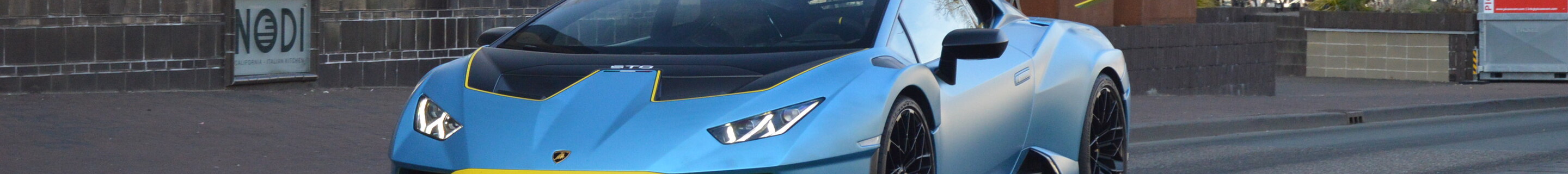 Lamborghini Huracán LP640-2 STO