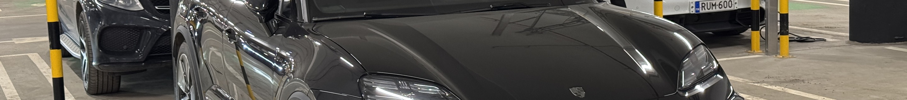 Porsche Macan EV Turbo