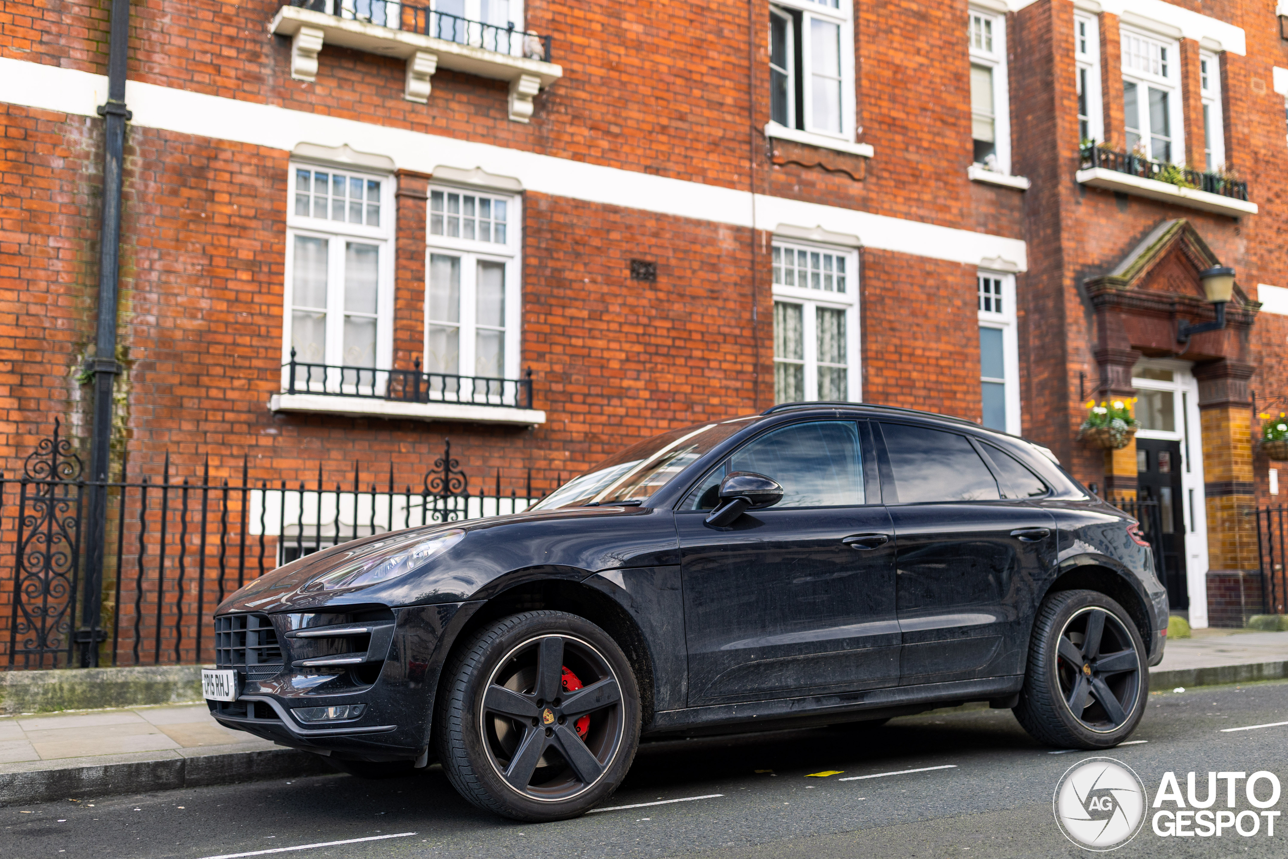 Porsche 95B Macan Turbo