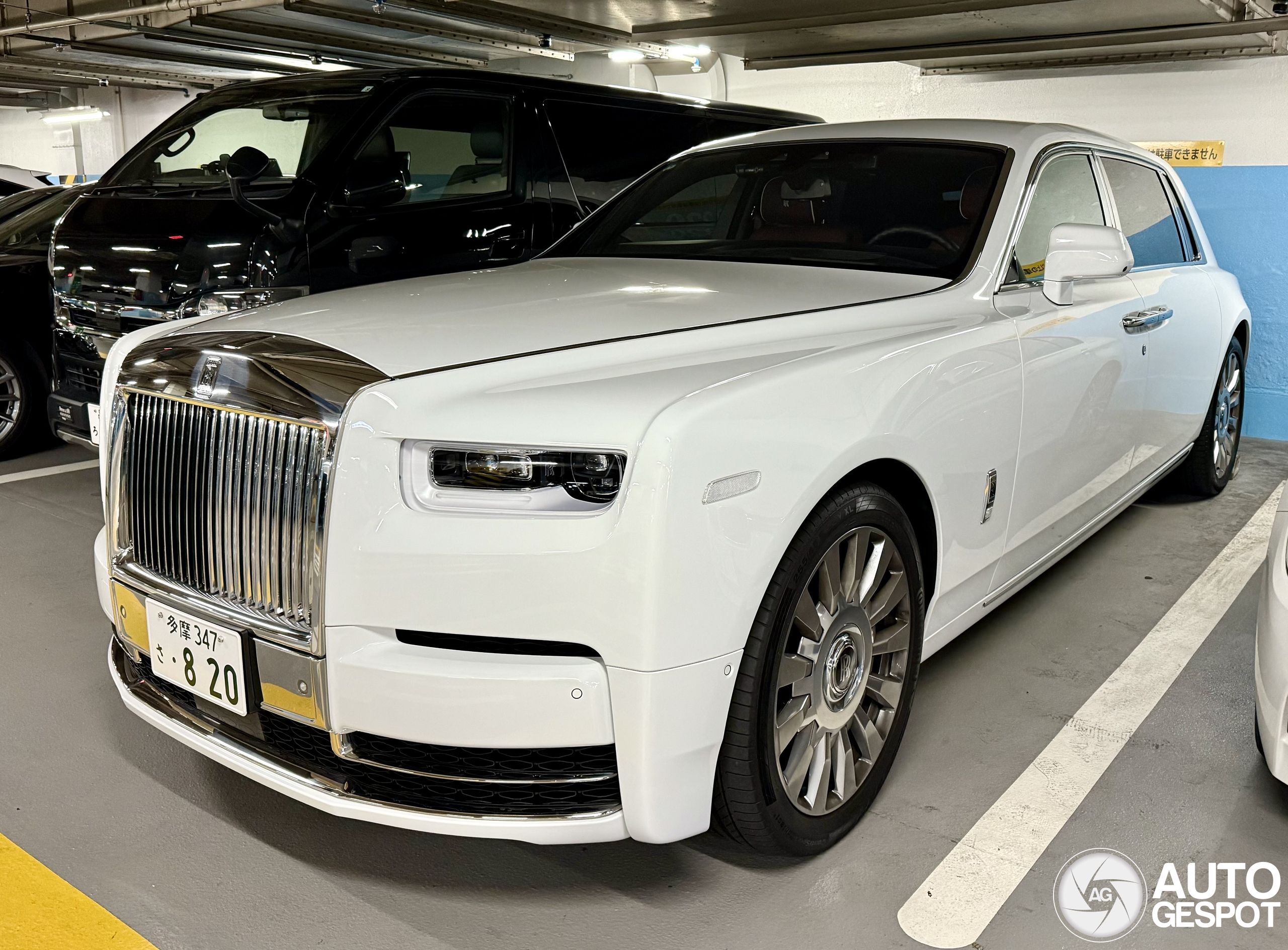 Rolls-Royce Phantom VIII EWB
