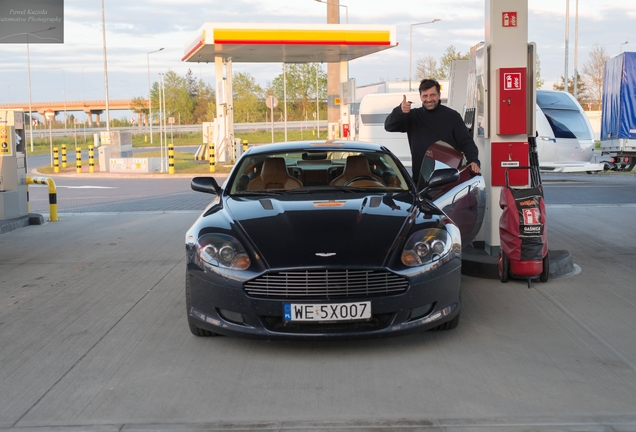 Aston Martin DB9