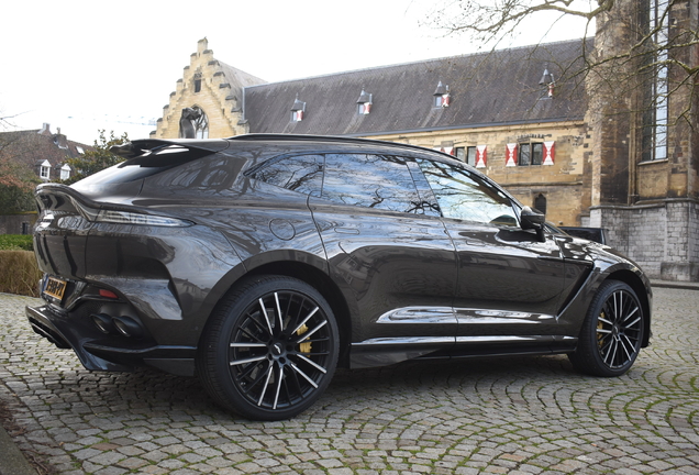 Aston Martin DBX707