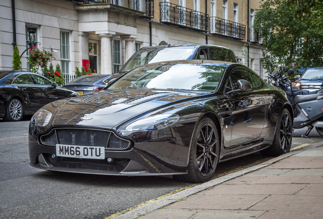Aston Martin V12 Vantage S