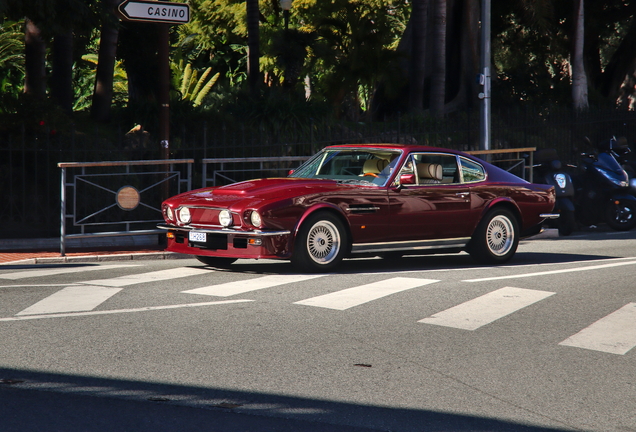 Aston Martin V8 Vantage 1977-1989