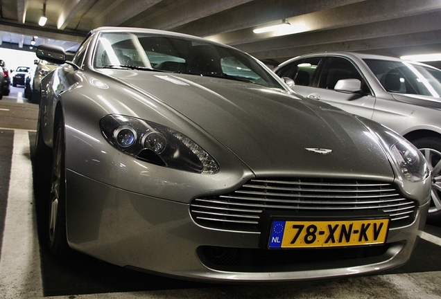 Aston Martin V8 Vantage Roadster