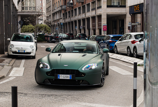 Aston Martin V8 Vantage S