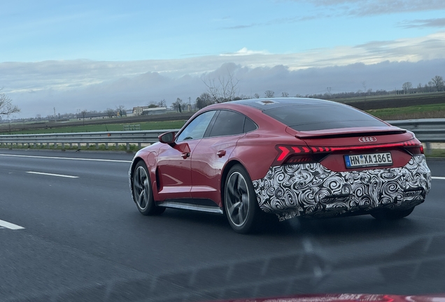 Audi RS E-Tron GT 2025