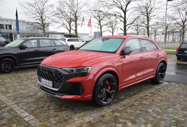Audi RS Q8 2024