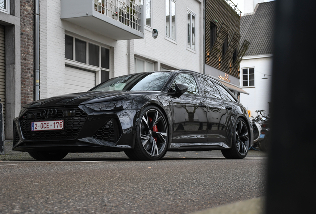 Audi RS6 Avant C8