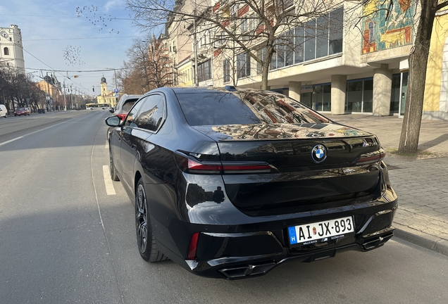 BMW M760e xDrive
