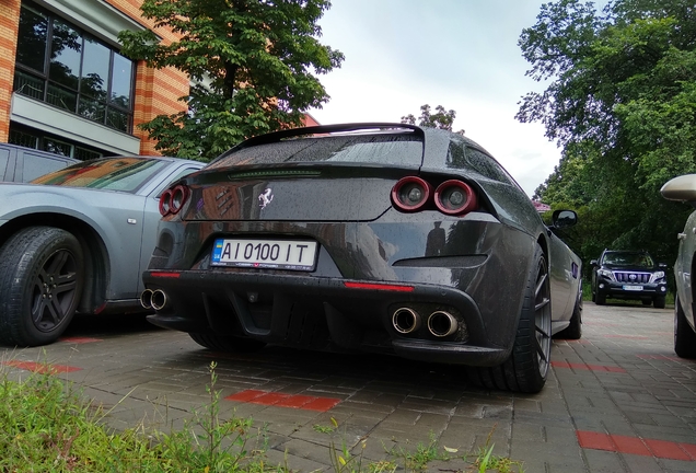 Ferrari GTC4Lusso