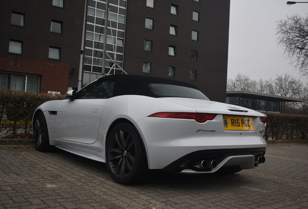 Jaguar F-TYPE R AWD Convertible