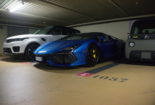 Lamborghini Revuelto