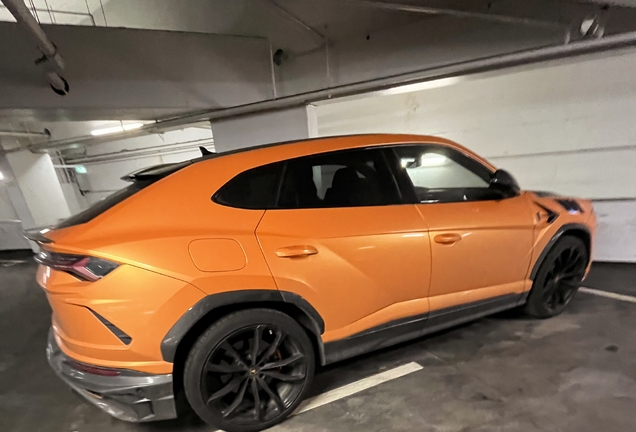 Lamborghini Urus Mansory