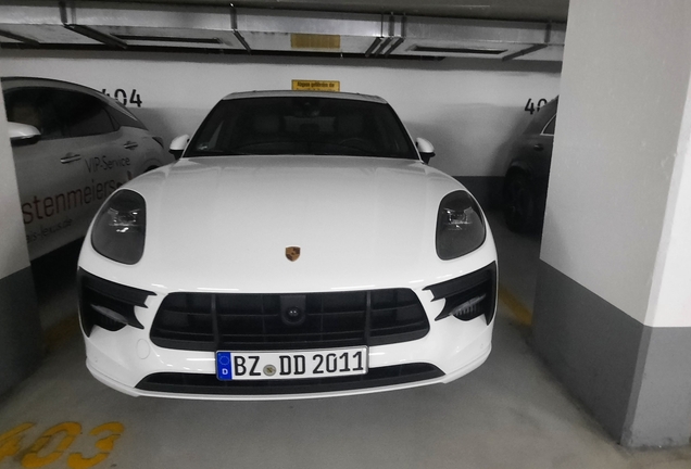 Porsche 95B Macan GTS MkII