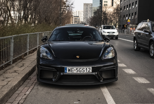 Porsche 981 Cayman GT4