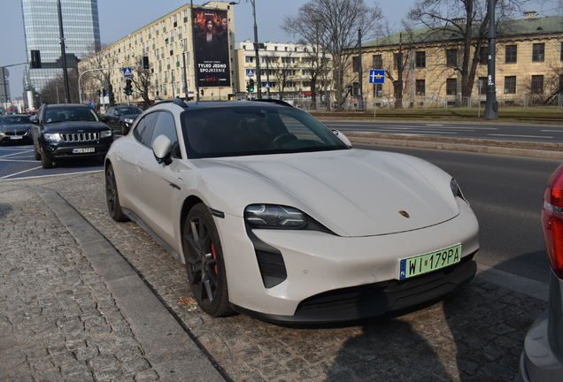 Porsche Taycan GTS Sport Turismo