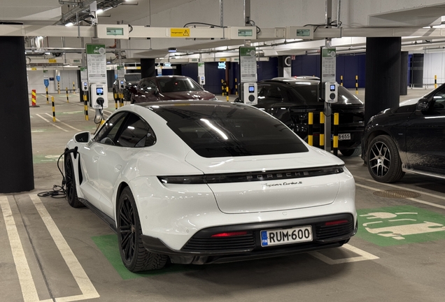 Porsche Taycan Turbo S