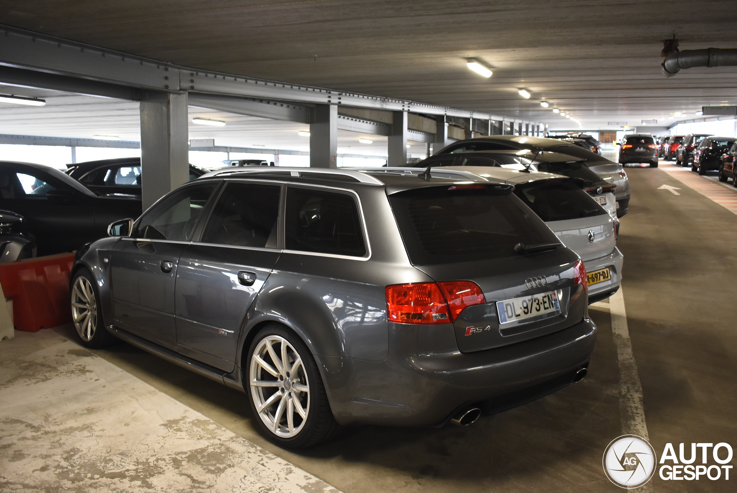 Audi RS4 Avant B7