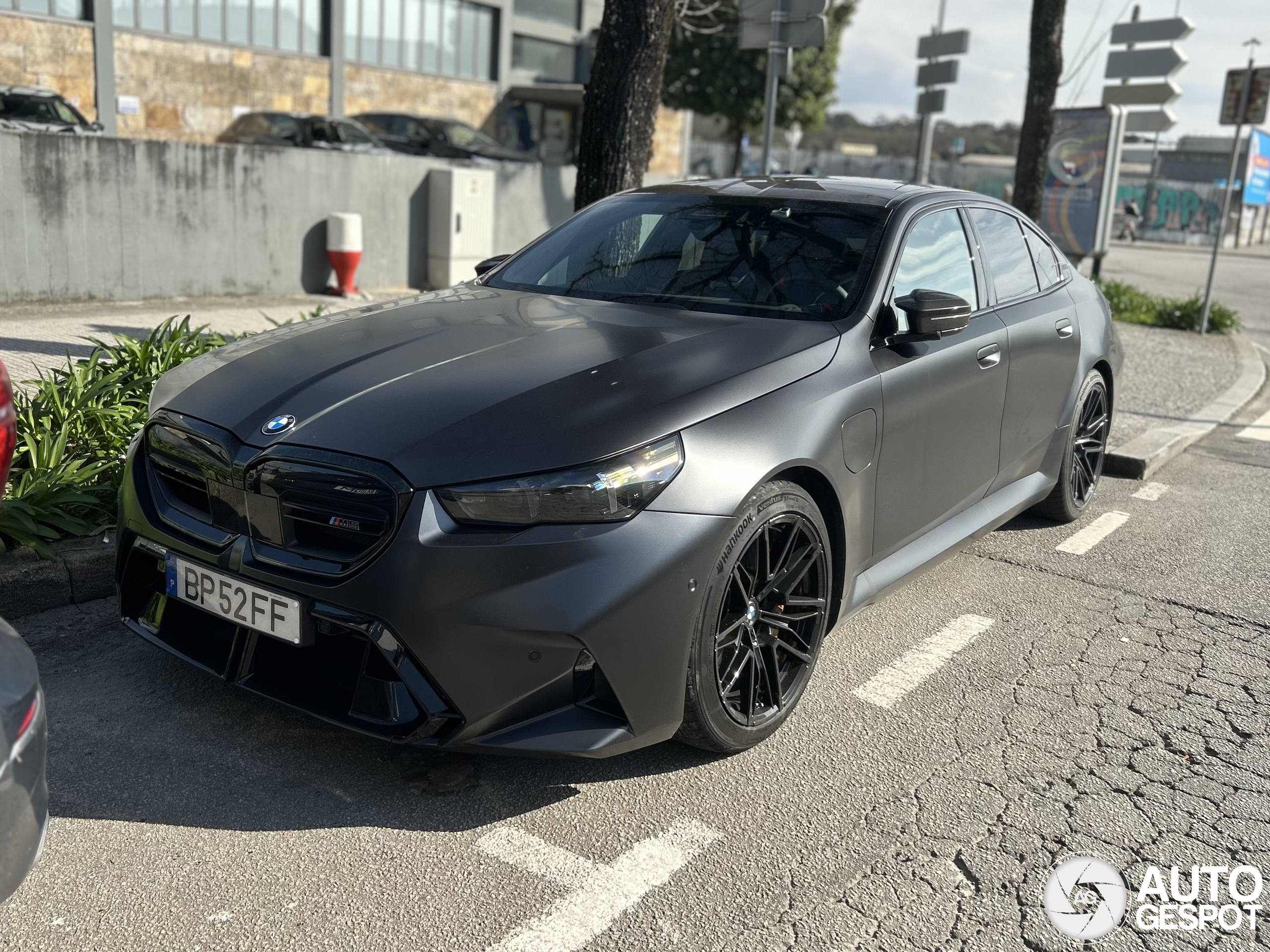 BMW M5 G90