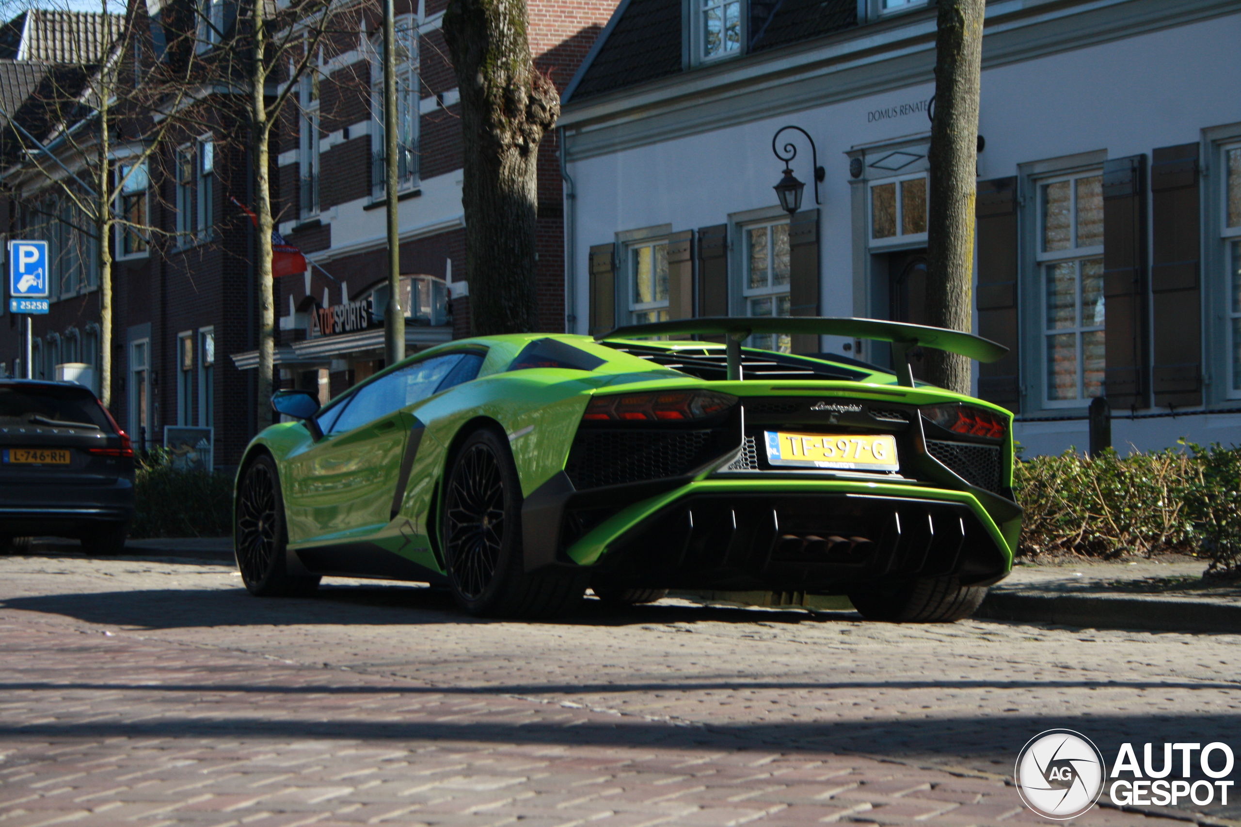 Lamborghini Aventador LP750-4 SuperVeloce