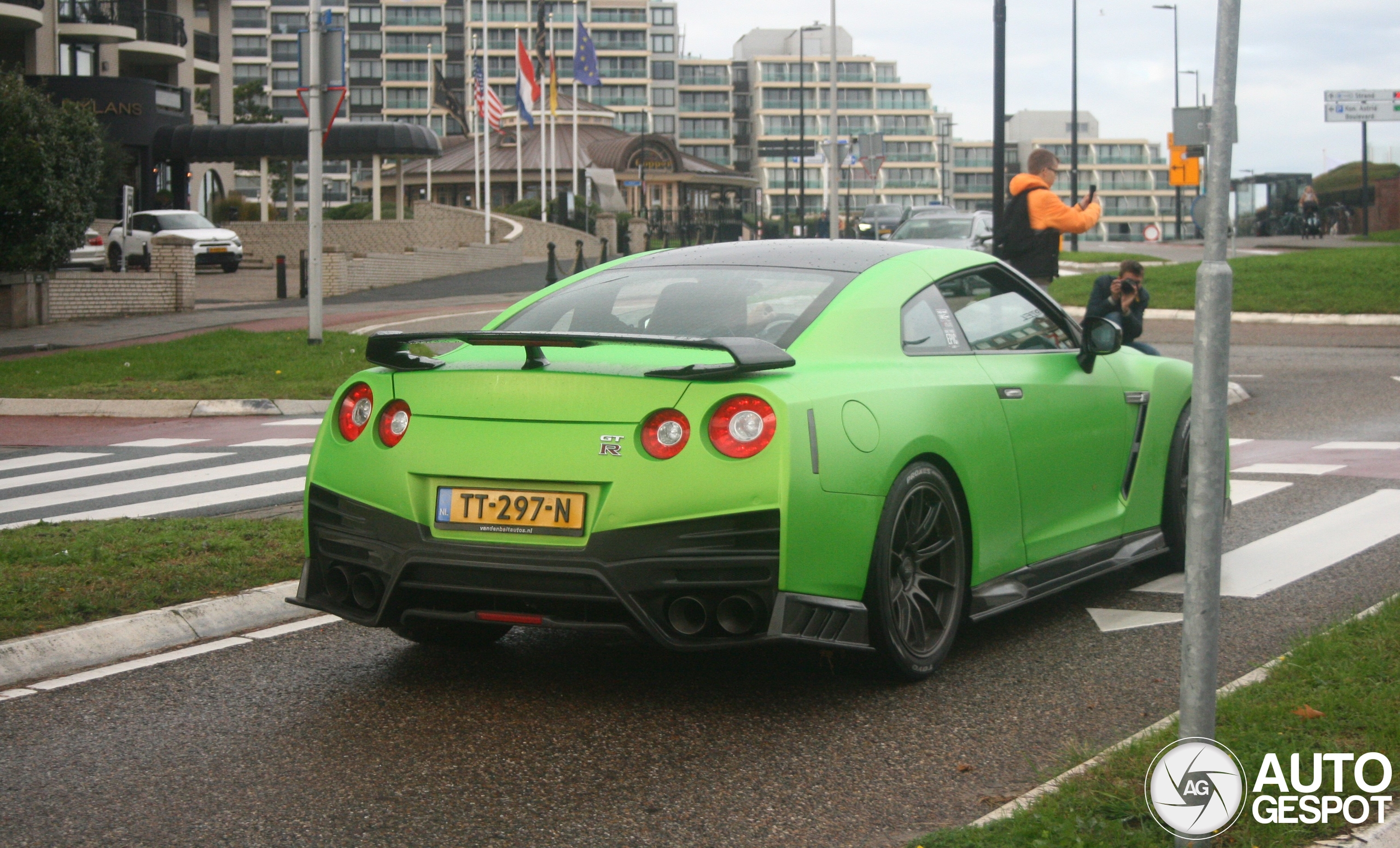 Nissan GT-R