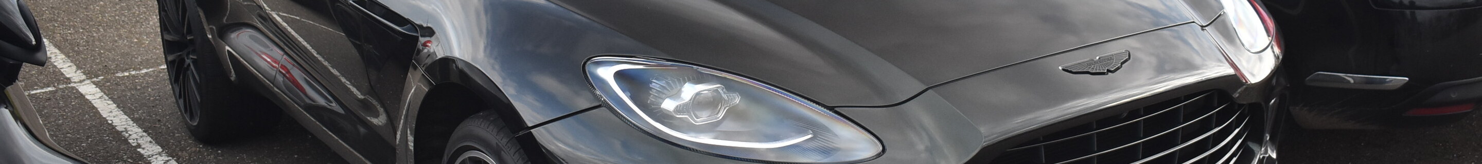 Aston Martin DBX
