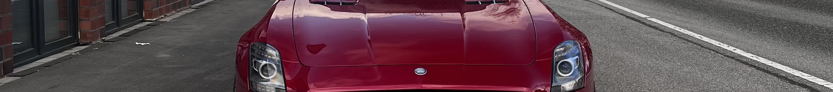 Mercedes-Benz SLS AMG