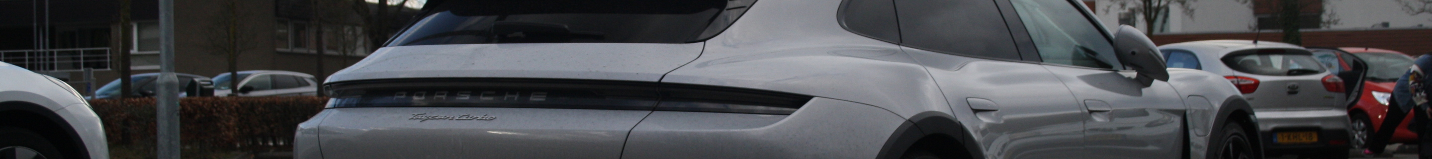 Porsche Taycan Turbo Cross Turismo