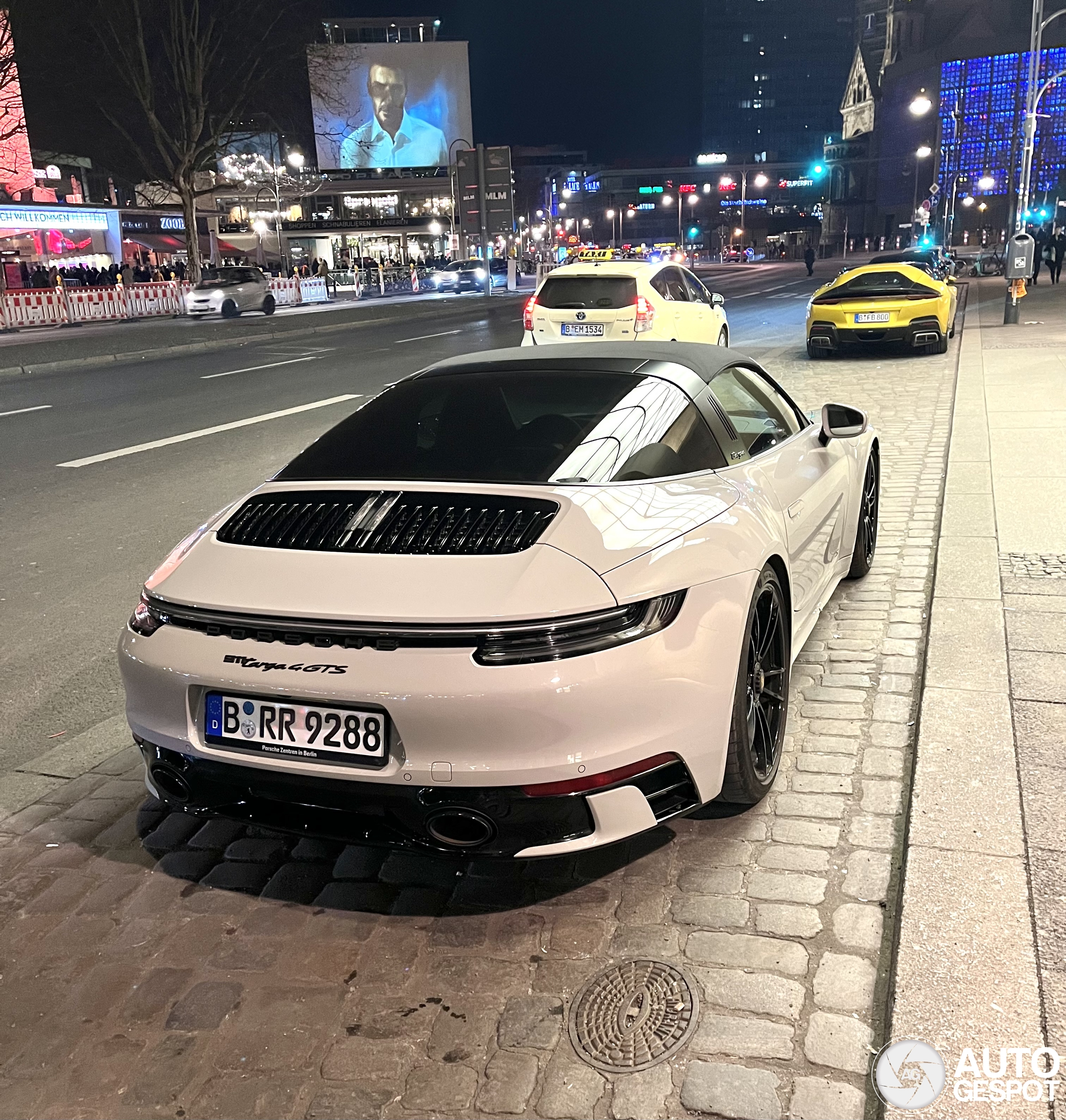 Porsche 992 Targa 4 GTS