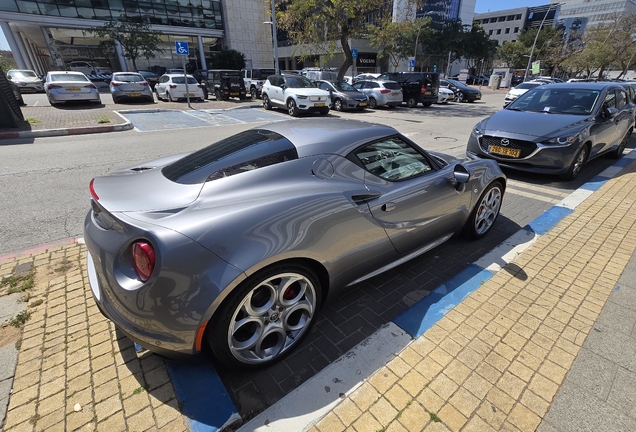 Alfa Romeo 4C Coupé