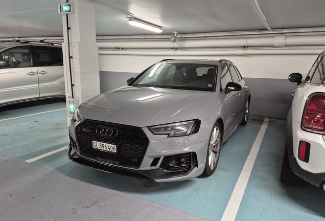 Audi RS4 Avant B9