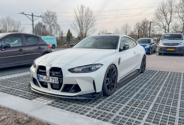 BMW M4 G82 Coupé Competition x Kith