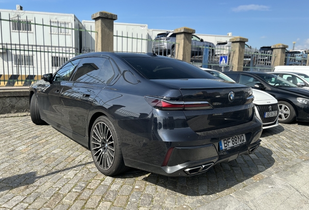BMW M760e xDrive